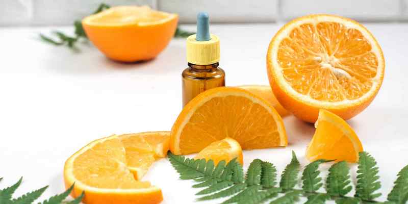 Ilustrasi Efek Samping dan Manfaat Serum Vitamin C