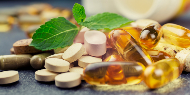 Tablet, Pil, dan Kapsul Ramuan Herbal 