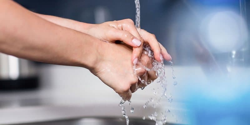 Cuci tangan untuk mencegah penyebaran tanda dan gejala virus corona