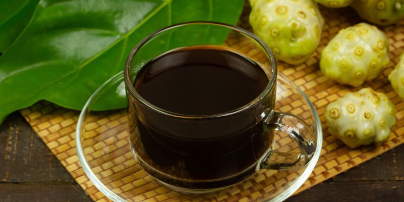 Herbal Noni Juice, Suplemen Makanan yang Sebaiknya Dikonsumsi Lansia